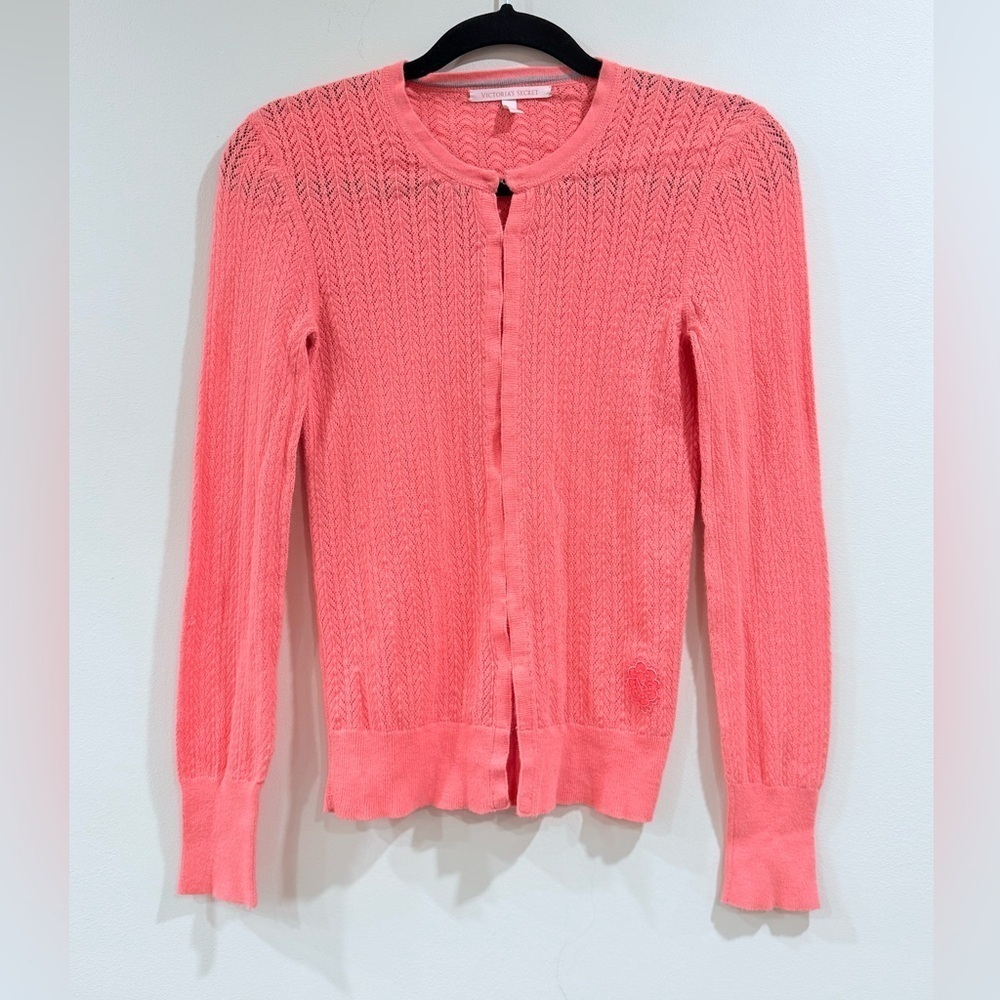 🔥Victoria’s Secret Coral Pink Women's Sweater🔥